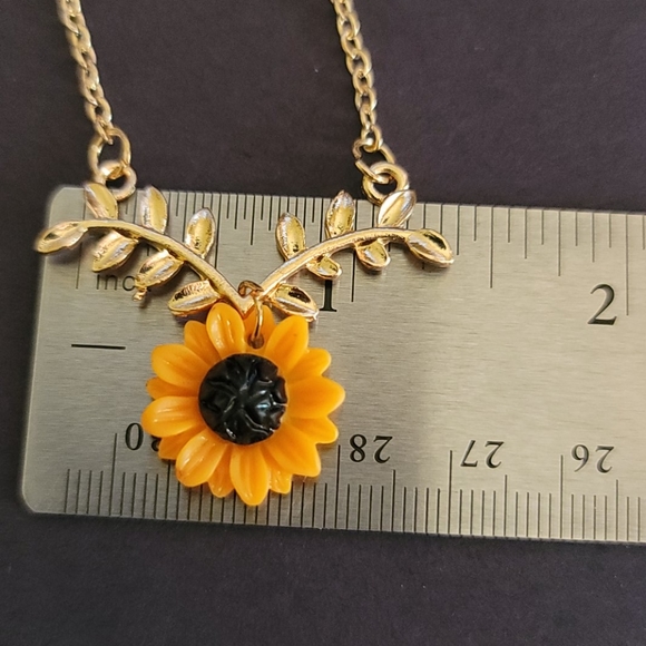 Sunflower Necklace and Earring Set - Picture 5 of 7